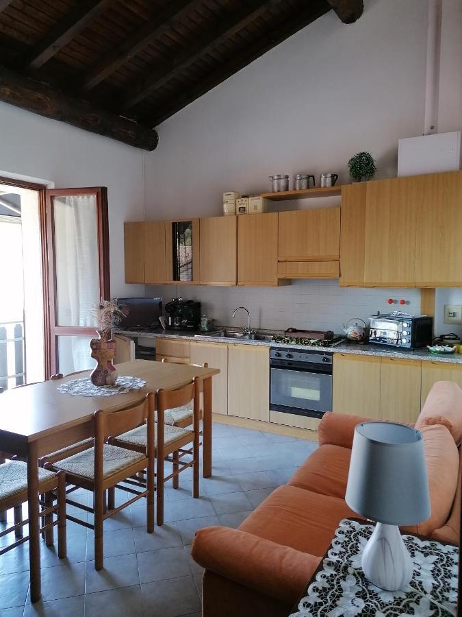 Casa Vacanze 'La Piazza' Villa Zone Dış mekan fotoğraf