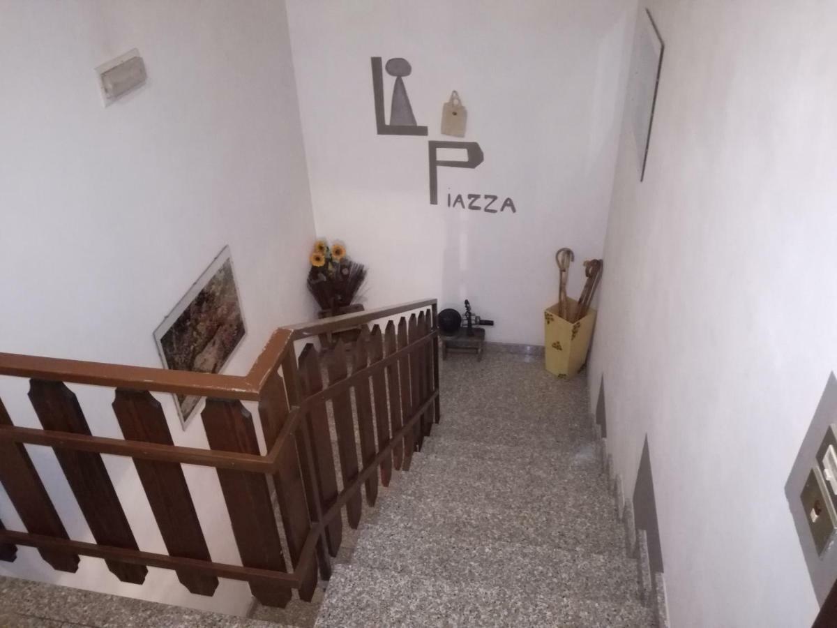 Casa Vacanze 'La Piazza' Villa Zone Dış mekan fotoğraf